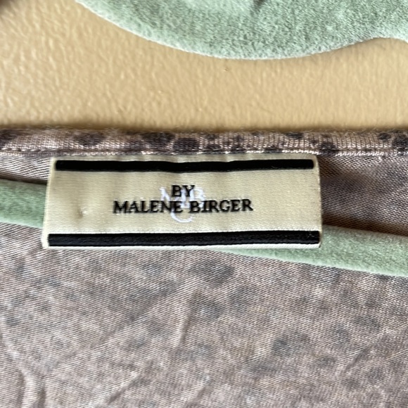 MALENE BIRGER SzM viscose snakeskin tulip dress - Picture 3 of 4